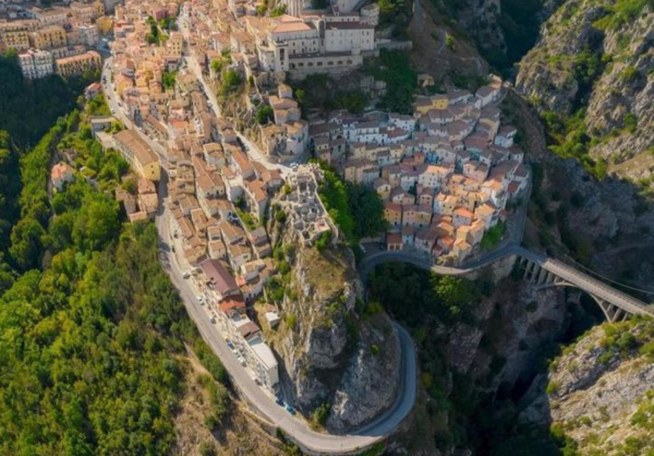 Appartamento Casa degli Ulivi con parcheggio privato Muro Lucano Esterno foto